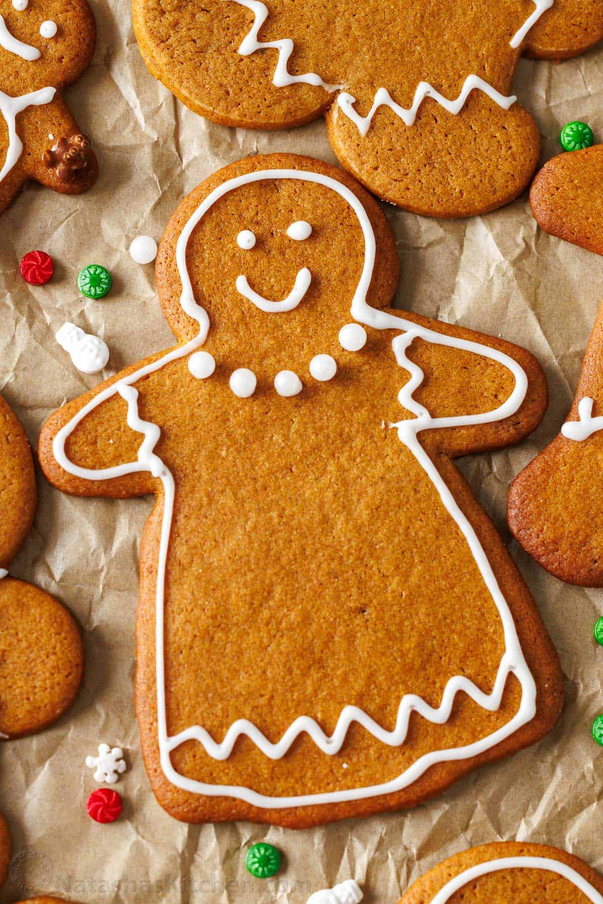 easy gingerbread cookie recipe with homemade white icing