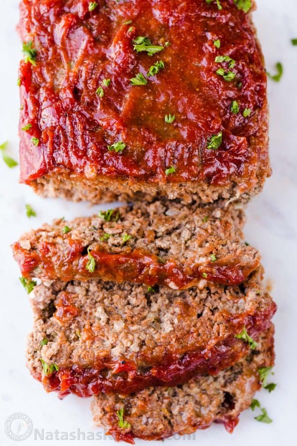 baked meatloaf sliced and ready to serve