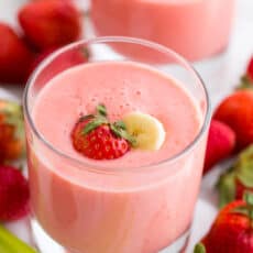 Strawberry Smoothies garnished with strawberry and banana